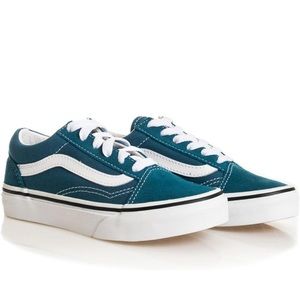 Vans women sneakers 👟💚